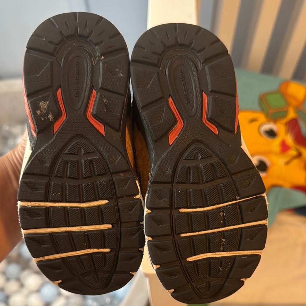 New Balance Kids' Blue and Brown Sneakers - Picture 5 of 7